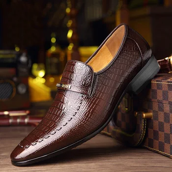 דפוס תנין Leathe גברים של נעליים מזדמנים קלאסית עם מחשוף מובלט נעלי עור נוח לבוש עסקי נעלי גבר נעלי